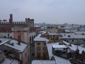 Neve di inizio anno sul Palazzo Gotico