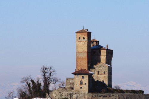 Serralunga d'Alba - Proteso verso il cielo