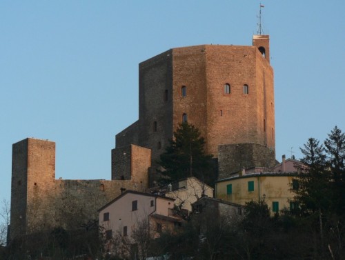 Montefiore Conca - Colori della Rocca al tramonto Montefiore Conca - Colori della Rocca al tramonto