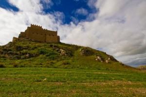 Di fronte il castello di Palma di Montechiaro