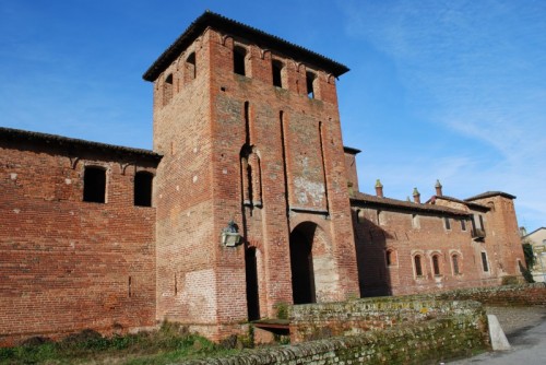 Scaldasole - Castello che ospitò ospiti illustri