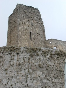 Castello Normanno-Aragonese :Torre Pentagonale “dei Giganti “