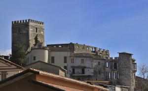 Il Castello domina i tetti