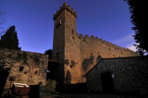Castello di Strozzavolpe @ moonlight 4