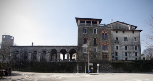 Porcia - facciata esterna del castello