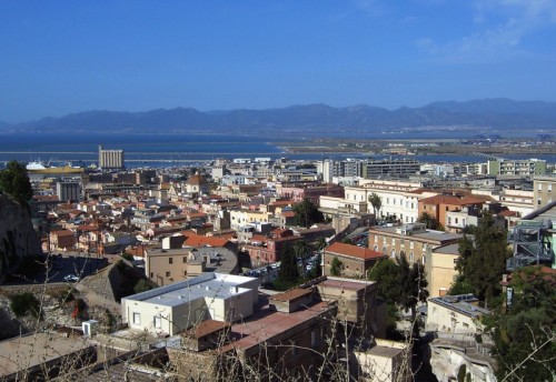 Cagliari - Cagliari e il suo porto Cagliari - Cagliari e il suo porto