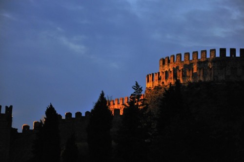 Soave - Buona notte all'Italia! Soave - Buona notte all'Italia!