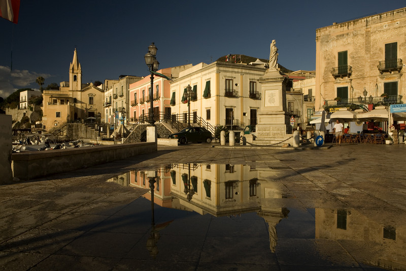 ''Piazza di Sant’Onofrio'' - Lipari