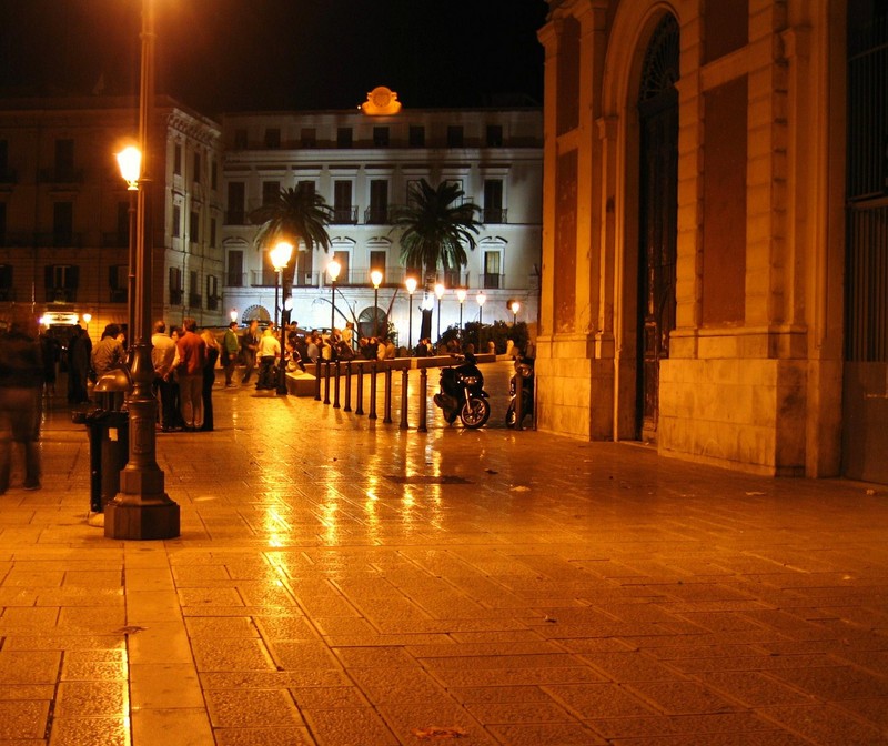 ''Suggestione serale'' - Bari