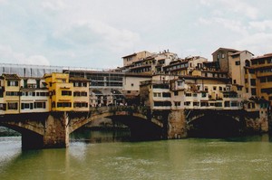 Uno sguardo sul ponte