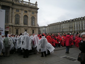 Torino, Piazza Castello, bandiera umana, 17 marzo 2010