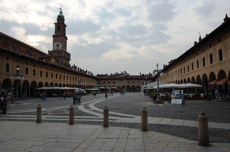 ''Piazza Ducale'' - Vigevano