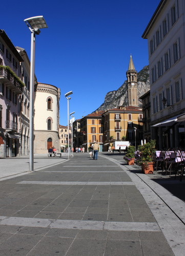 1142-577x800 1142-577x800