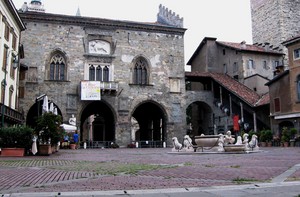 La Piazza Vecchia
