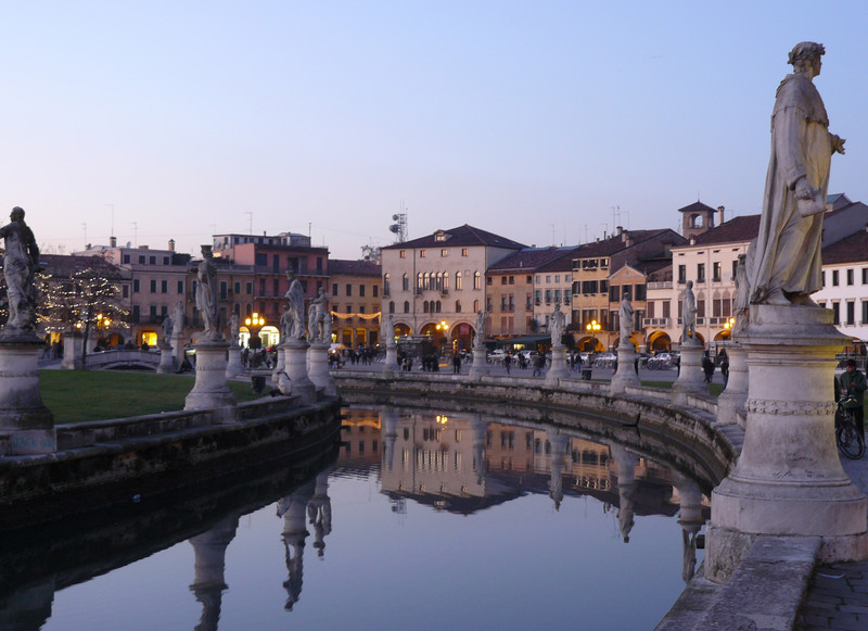 ''Crepuscolo natalizio'' - Padova