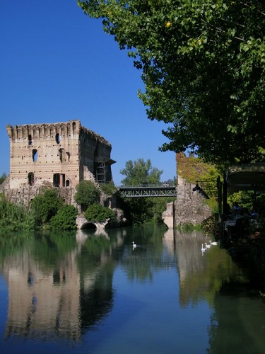 1670-600x800 1670-600x800