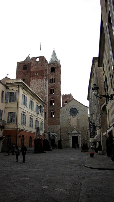 ''Pz. San Michele'' - Albenga