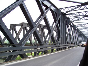 particolare del Ponte sul Po di Cremona