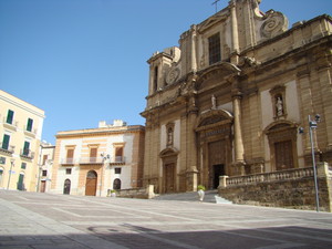 Piazza antistante la Basilica