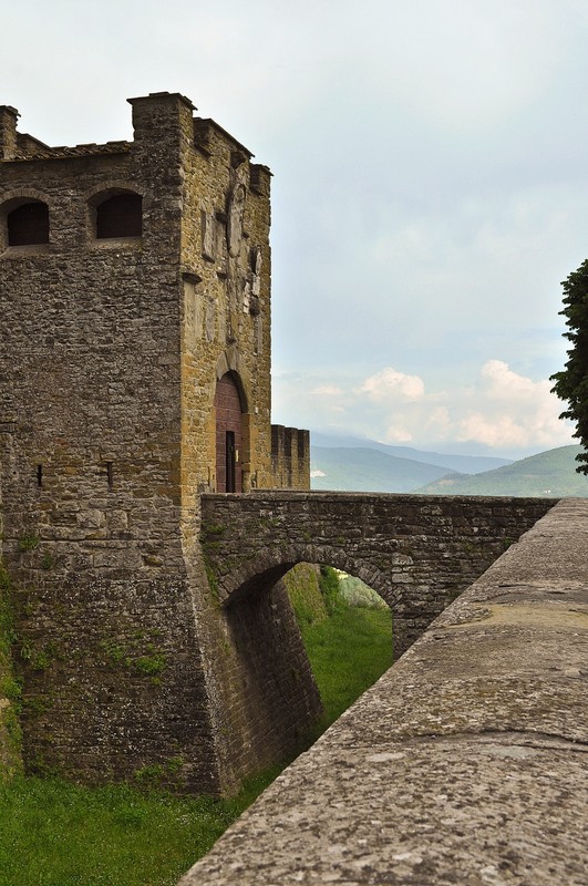 ''Ponte del Castello di Poppi (Arezzo)'' - Poppi