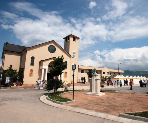 499-719x600 499-719x600