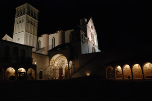 Assisi di Notte
