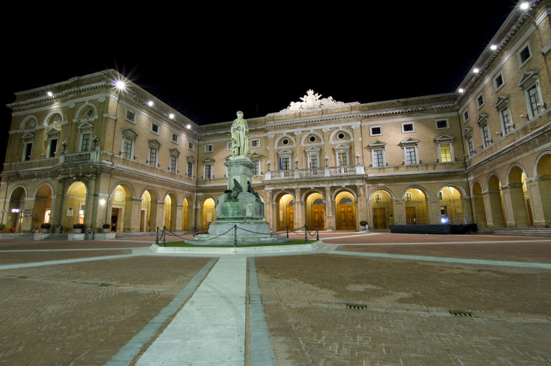 ''Piazza Giacomo Leopardi – Recanati -'' - Recanati