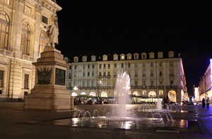 Notte in Piazza Castello