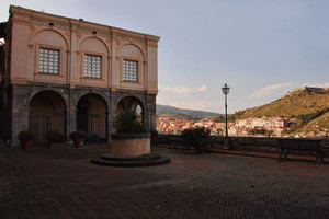 Piazza Santa Barbara.