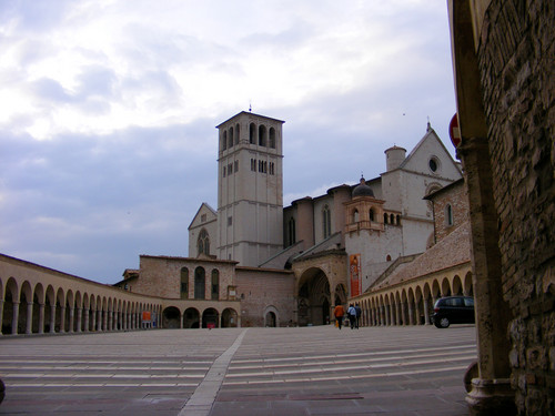 Piazza InferioreS:Francesco Piazza InferioreS:Francesco