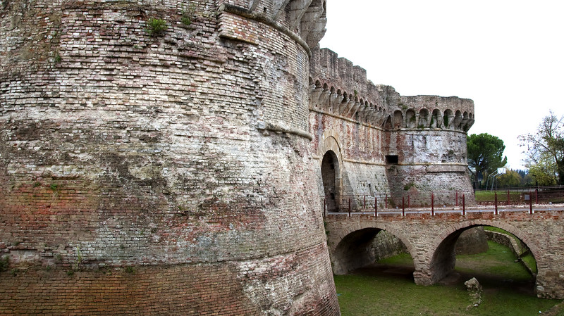 ''Porta Nova e il ponte sul fossato'' - Colle di Val d'Elsa