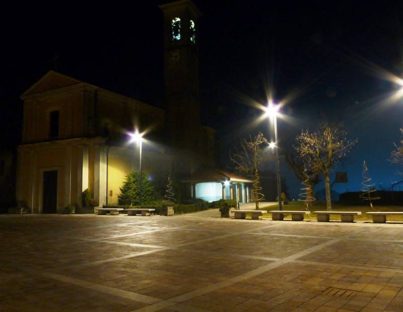 ''Ronago: la piazza.'' - Ronago