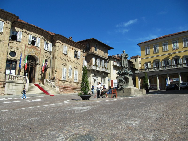 ''Piazza Caduti per la Liberta’'' - Bra