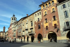 Piazza Santarosa