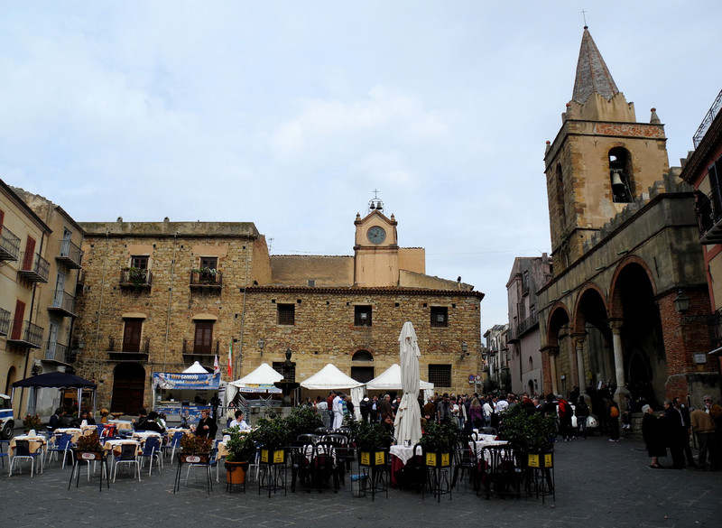 ''Piazza Margherita'' - Castelbuono