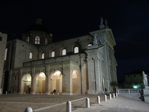 Piazza Rinascimento e il Duomo di Urbino
