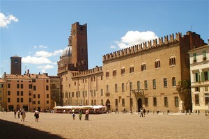 Piazza Sordello