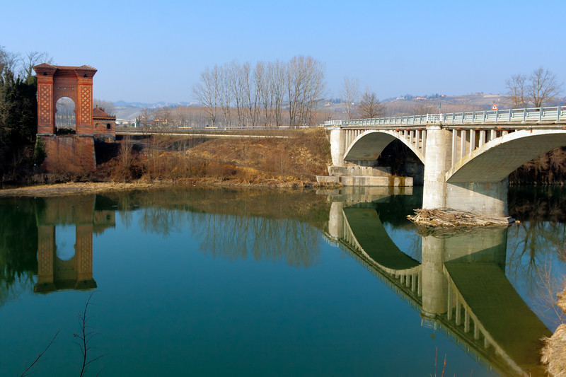 ''L’ex ponte sospeso di Pollenzo.'' - Bra