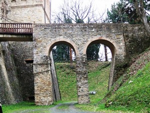 Ponte ingresso al castello