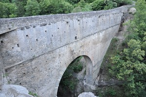 Il ponte acquedotto romano di Pondel