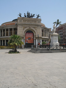 Piazza Ruggero Settimo