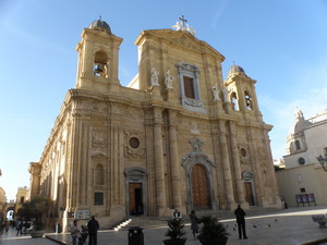 Piazzale Chiesa Madre