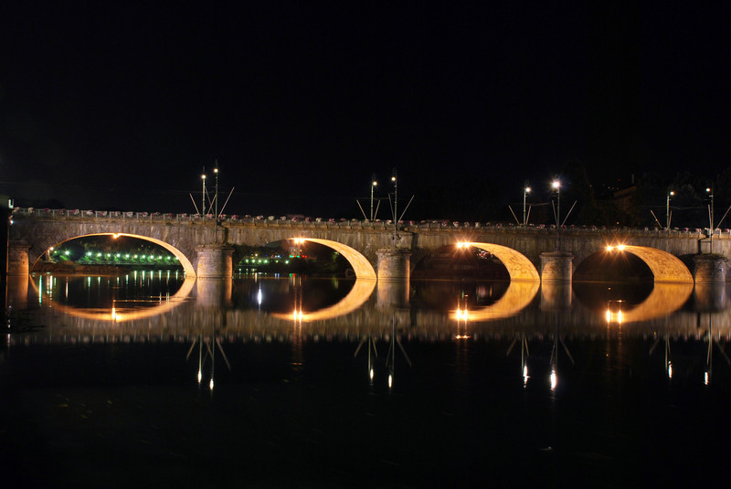 ''Mezzelune sul Po'' - Torino