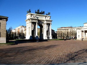 Piazza Sempione con l’Arco della Pace