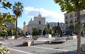 Piazza Umberto Giordano