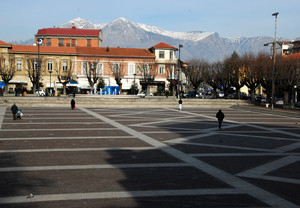 la principale…………