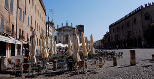 …in piazza… a Mantova…