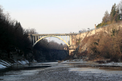 Ponte sul fiume Piave, Ponte nelle Alpi (BL) Ponte sul fiume Piave, Ponte nelle Alpi (BL)