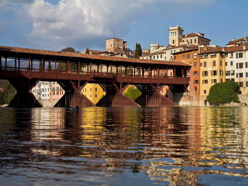 ''Onde di colori'' - Bassano del Grappa