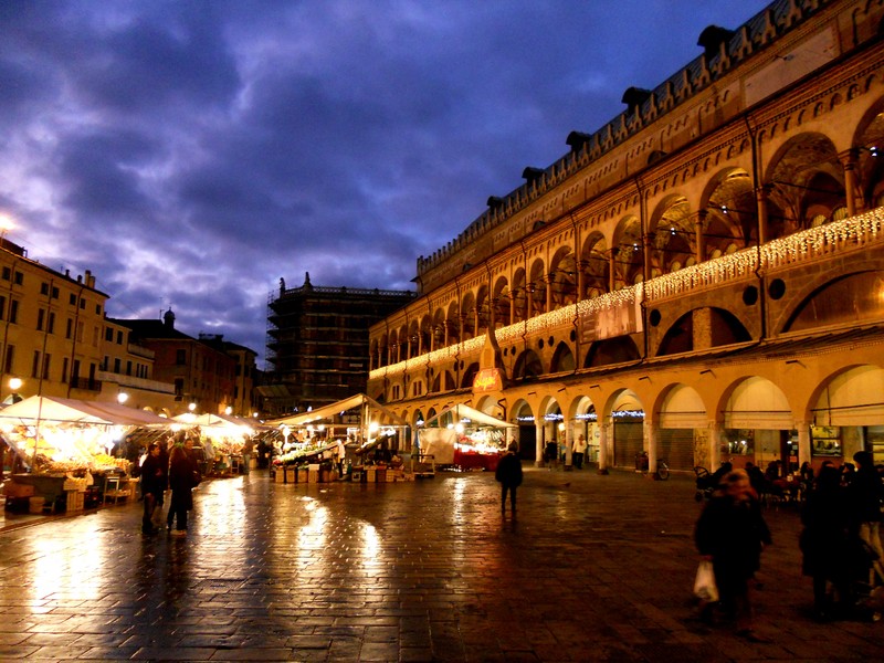 ''P.zza delle Erbe'' - Padova